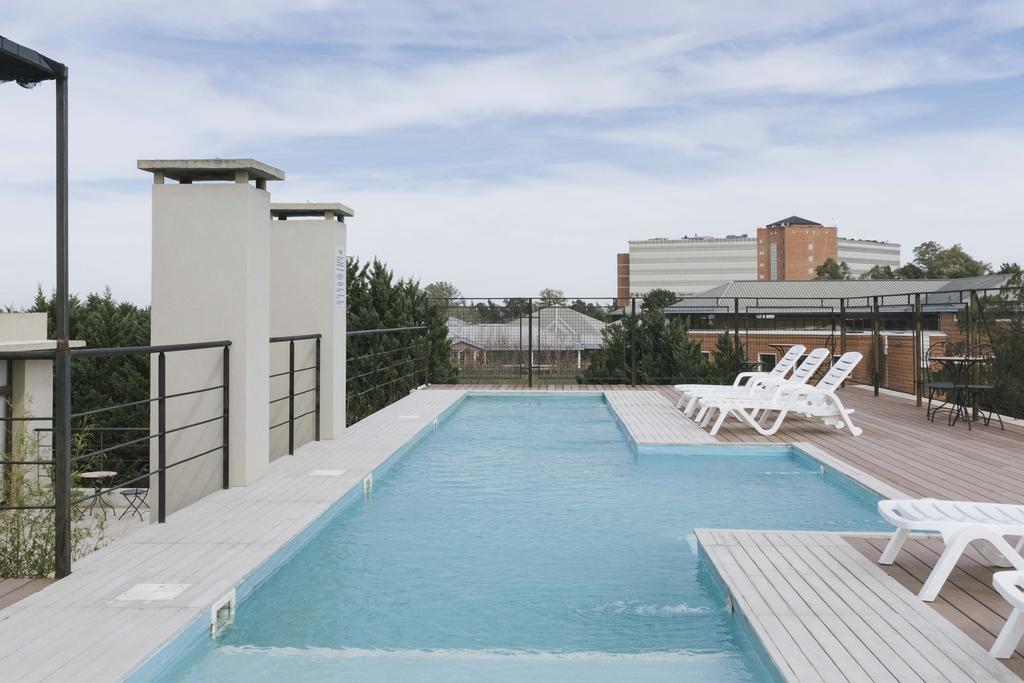 Casa Campus Pilar Suites Exteriör bild